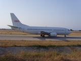 Boeing 737-3Y0(QC)